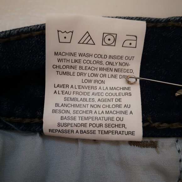NWT Riders by Lee Ladies Size 24W Mid Rise Capri Length Jeans - Picture 8 of 10
